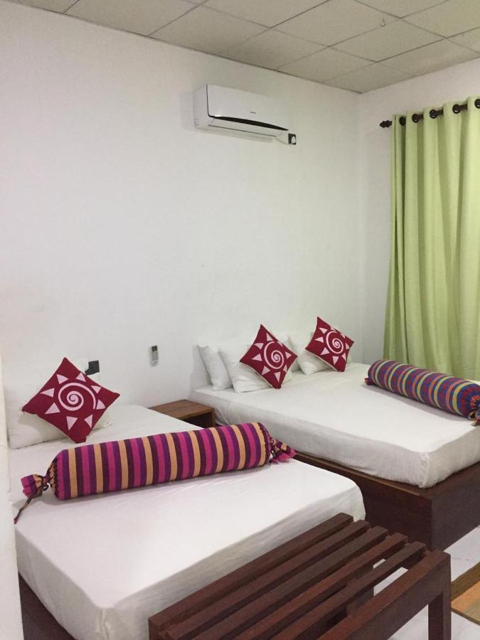 Hotel Dambulla Wilderness World Buitenkant foto